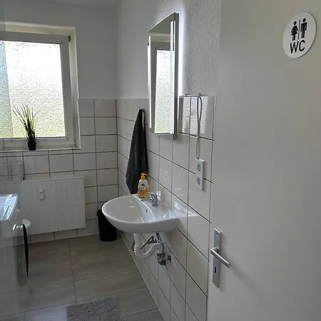 Apartamento Gemuetliche Monteurs- Und Geschaeftsreisendenwohnung In