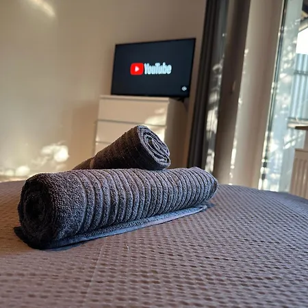 Gemuetliche Monteurs- Und Geschaeftsreisendenwohnung In Apartamento *
